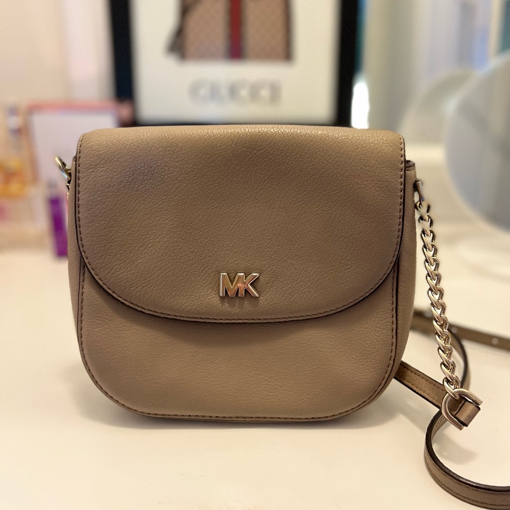 MICHAEL KORS cross body bag, beige